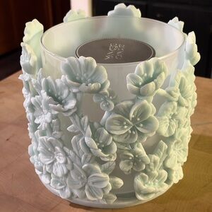 HOMEWORX - Floral Embossed Candle Holder